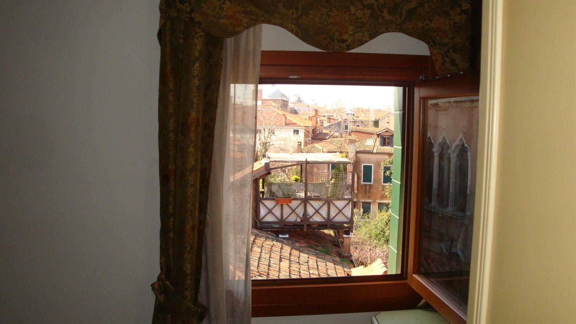 Hotel Casa Linger Venedik Dış mekan fotoğraf